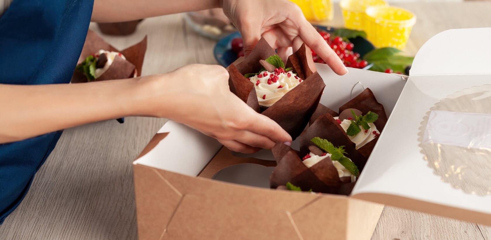 Boite en carton pour des pâtisseries